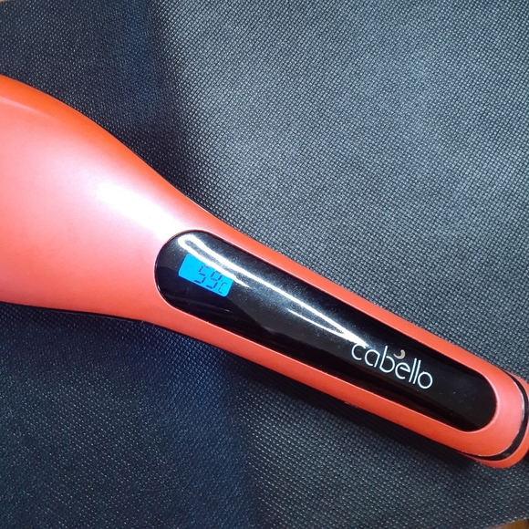 CABELLO hair straightening brush, red colour - Picture 3 of 4